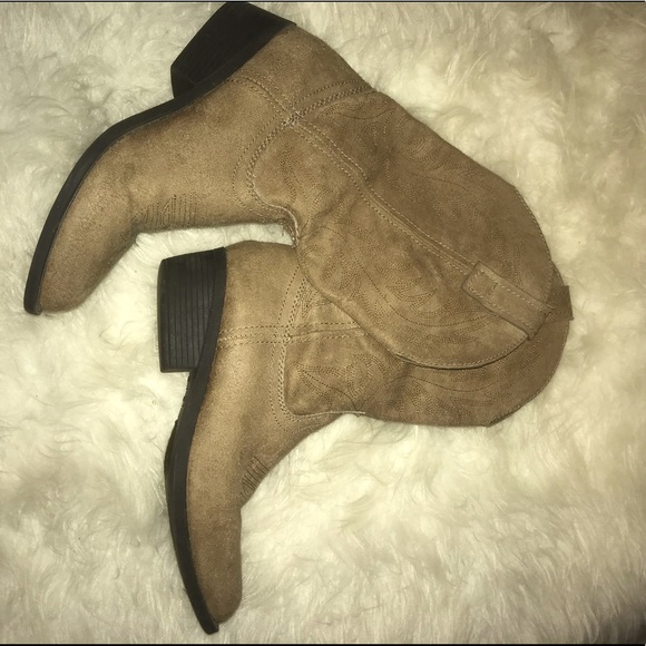 Rampage brown suede cowgirl boots - Picture 4 of 7